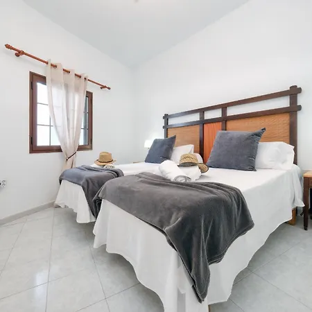 Casa el Varadero - Access Pool&Sport Center&Air-Con By Lanzarote Vacation Homes-3